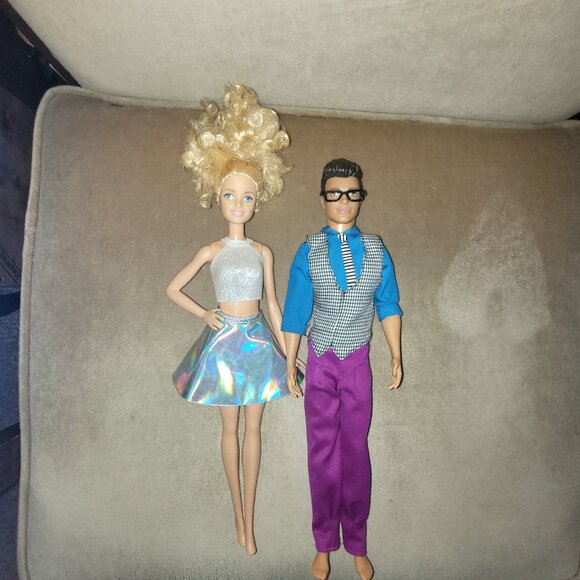 Modern Barbie & Ken - Picture 9 of 9